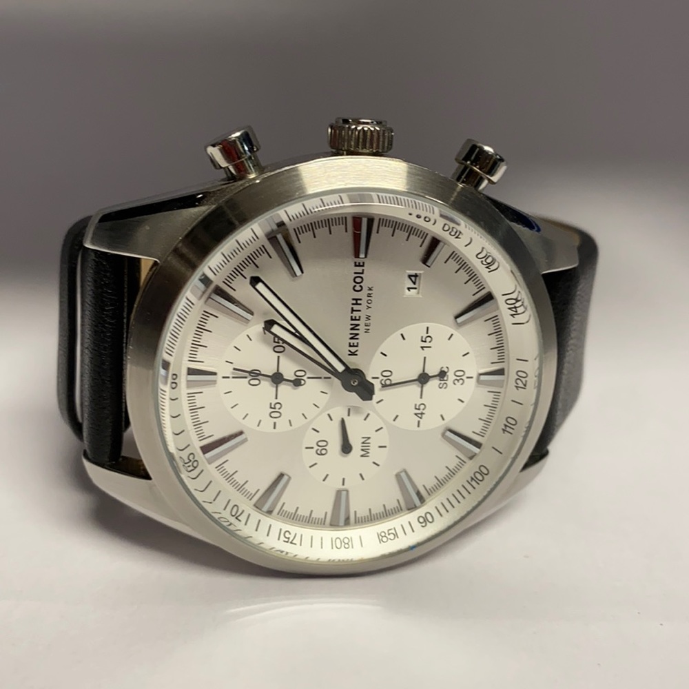 Kenneth Cole chronograph leather strap men’s watch